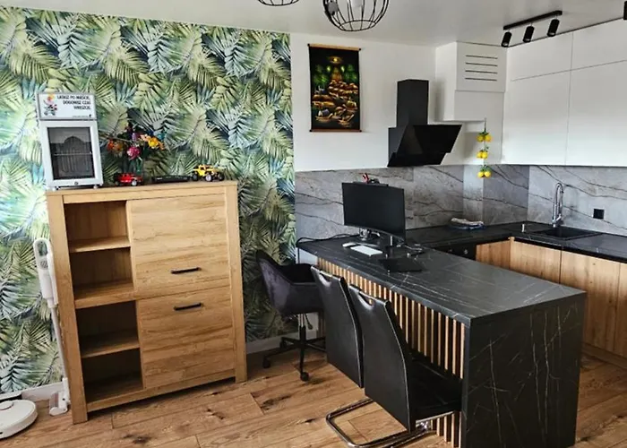 Robert's New Widzew Apartman *